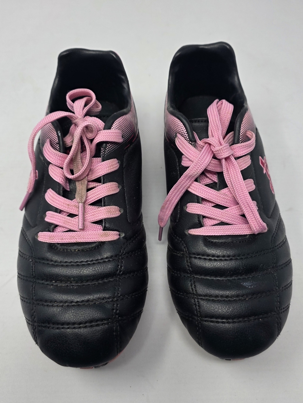 Brava Girls Youth Soccer Cleats Size 2.5 D Black/Pink Shoes